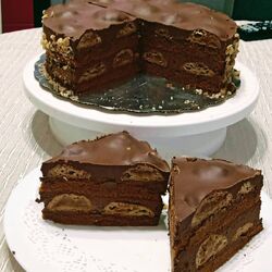 Шоколадова Торта с еклери 